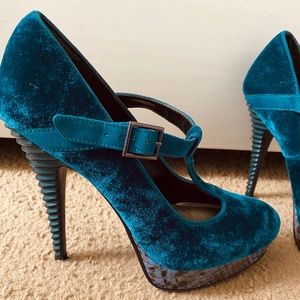 Rachel Roy Velvet T-Strap Pump
